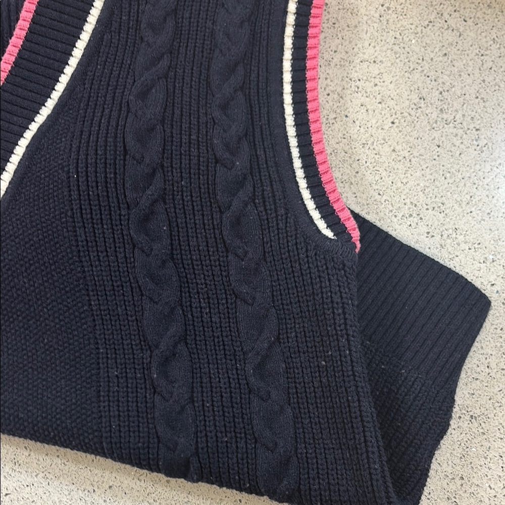 Talbots Navy V-Neck Cable Sweater with Pink and Cream Trim - Picture 4 of 5